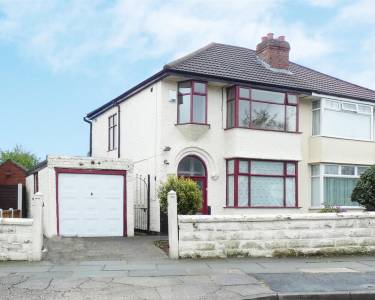 3 bedroom semi-detached  for sale