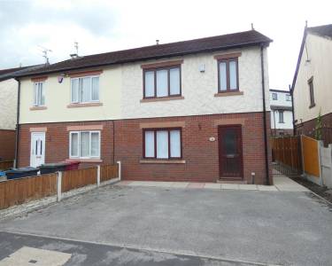 3 bedroom semi-detached  for sale