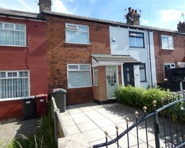 2 bedroom terraced for sale
