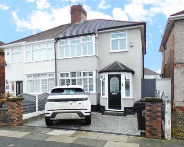 3 bedroom semi-detached  for sale
