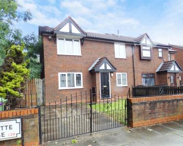 3 bedroom semi-detached  for sale