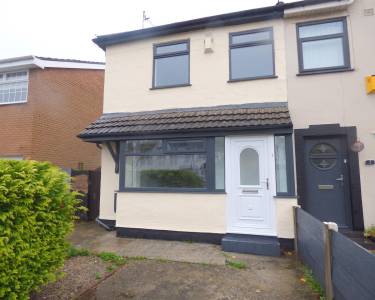 3 bedroom semi-detached  for rent